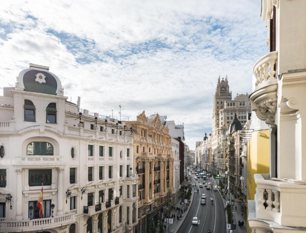 M&F 7 Rooms/7 Bathrooms Over Gran Via Madrid Esterno foto