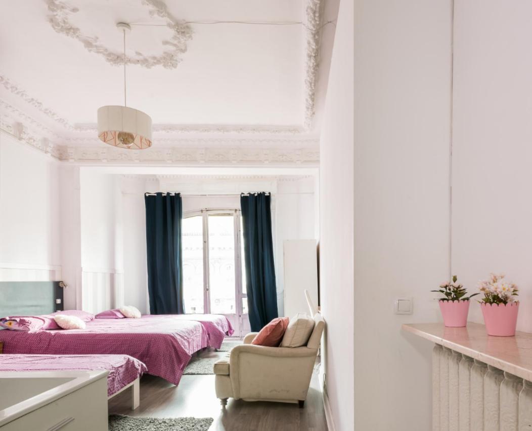 M&F 7 Rooms/7 Bathrooms Over Gran Via Madrid Esterno foto