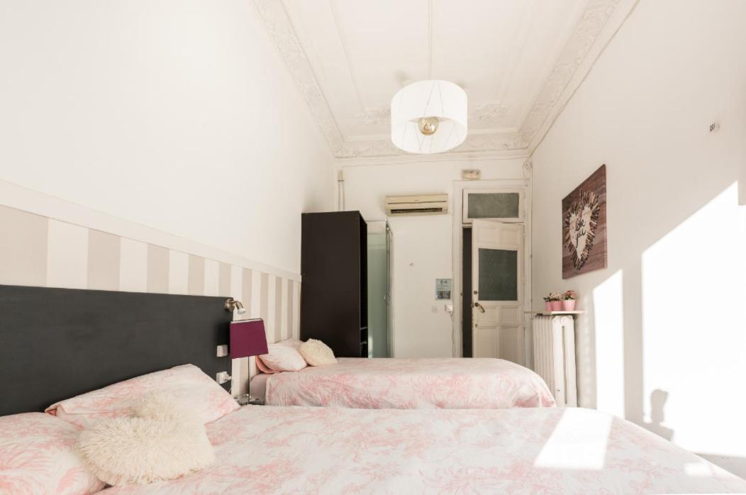 M&F 7 Rooms/7 Bathrooms Over Gran Via Madrid Esterno foto