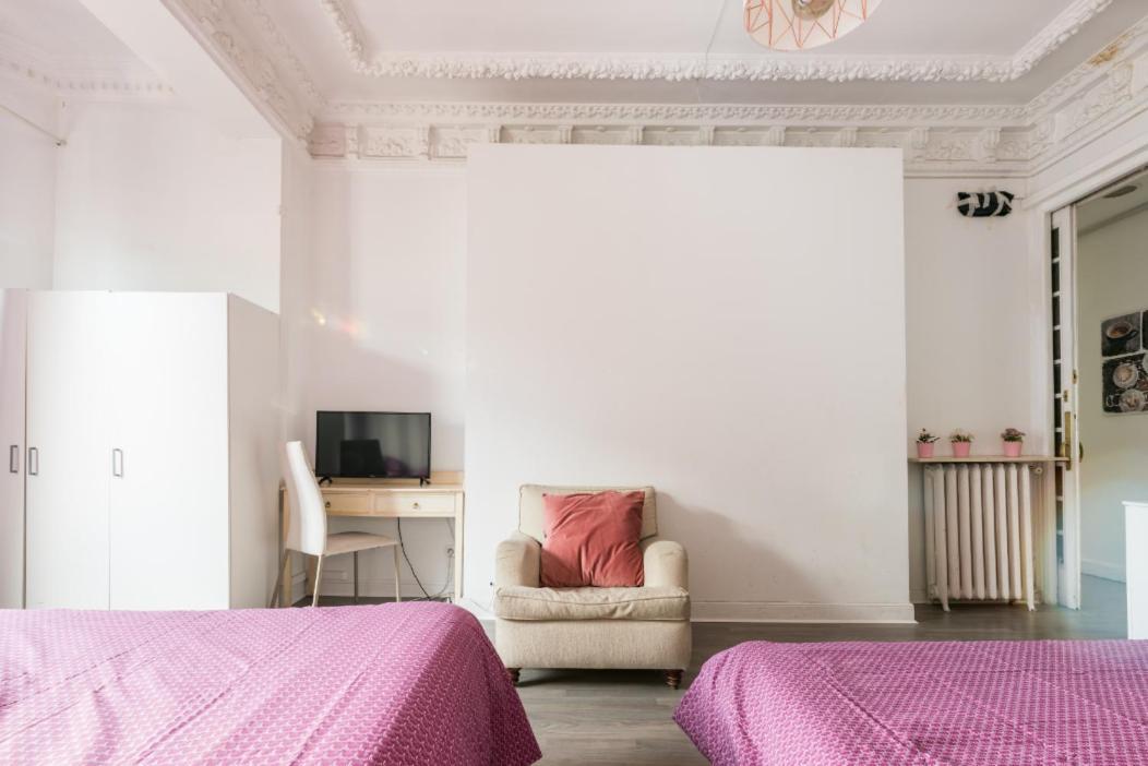 M&F 7 Rooms/7 Bathrooms Over Gran Via Madrid Esterno foto