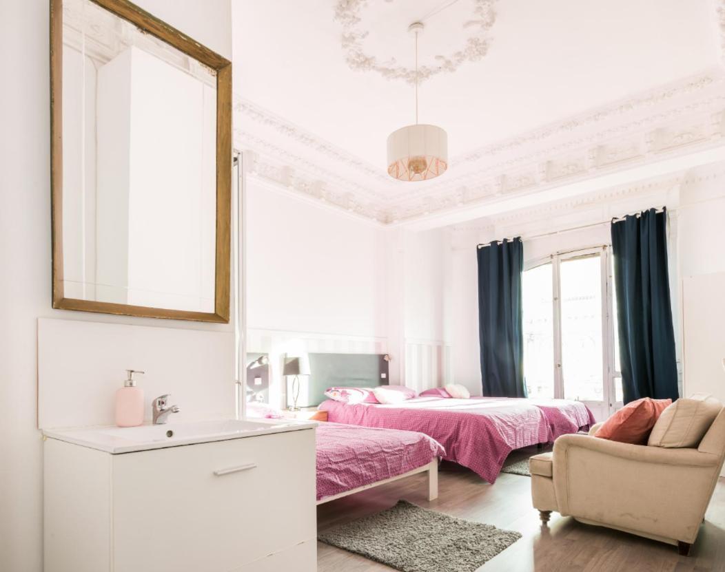 M&F 7 Rooms/7 Bathrooms Over Gran Via Madrid Esterno foto