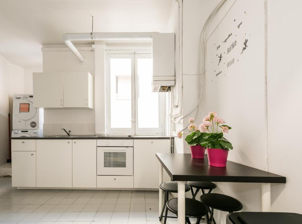 M&F 7 Rooms/7 Bathrooms Over Gran Via Madrid Esterno foto