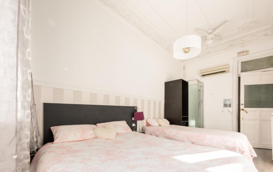 M&F 7 Rooms/7 Bathrooms Over Gran Via Madrid Esterno foto